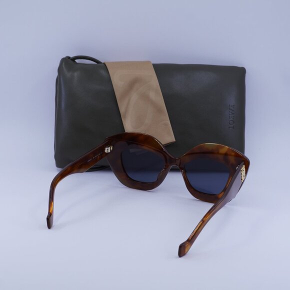 Loewe LW40127I 53V Cat Eye Sunglasses – Blonde Havana\\Blue main image 8